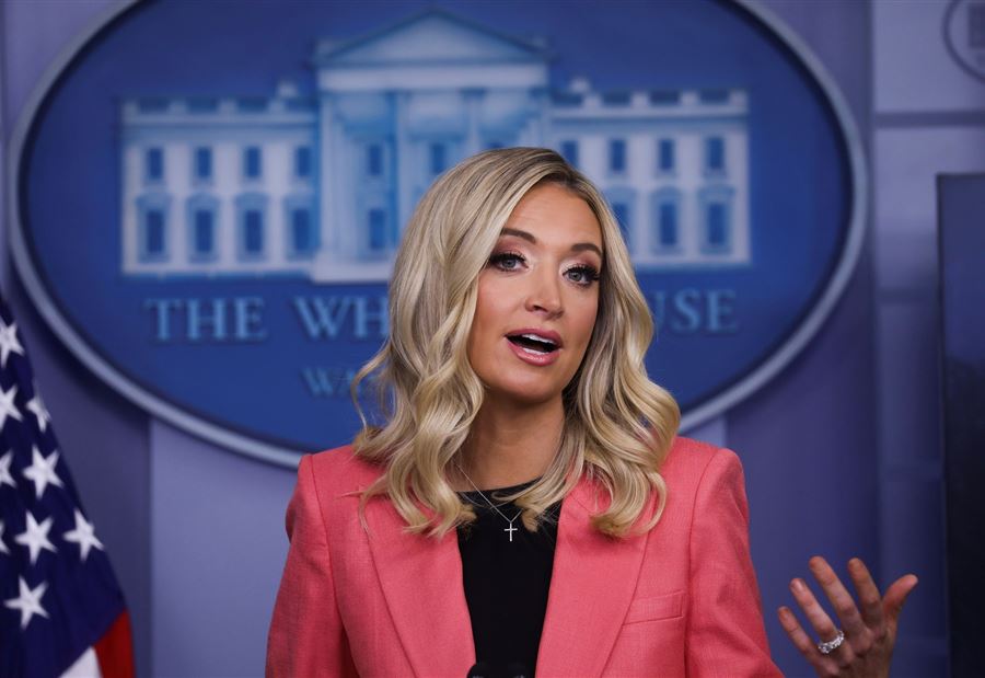 المتحدّثة بإسم البيت الأبيض تُهاجم الصحافة المتحدّثة بإسم البيت الأبيض تُهاجم الصحافة