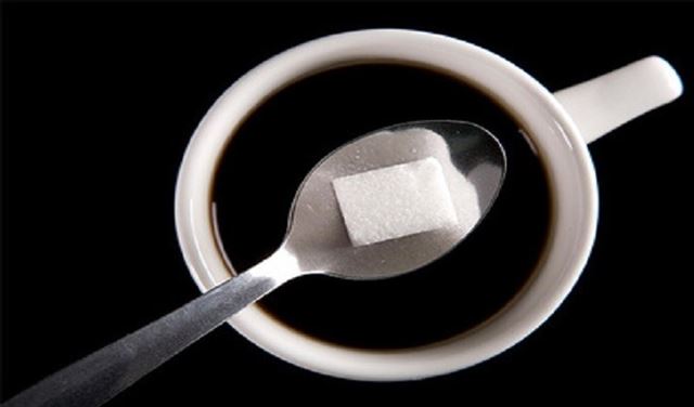 علماء يضعون قائمة مشروبات جديدة يجب الابتعاد عنها