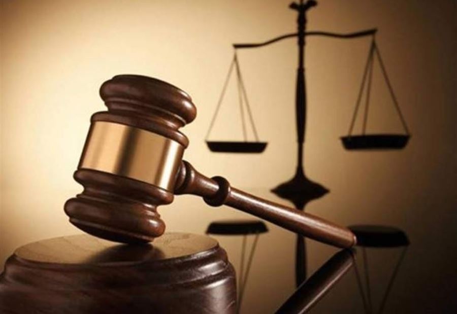 مذكرة توقيف وجاهية بحق محامية