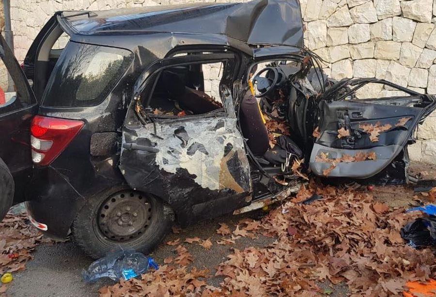 قتيلان على طريق درعون