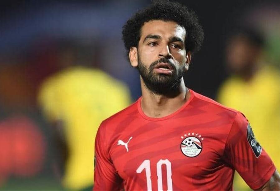 صلاح يتجاهل مدربه ويخرج غاضباً... (فيديو)