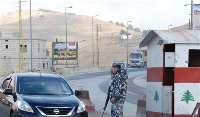 قام بتهريب سوريين.. فأوقفه حاجز ضهر البيدر