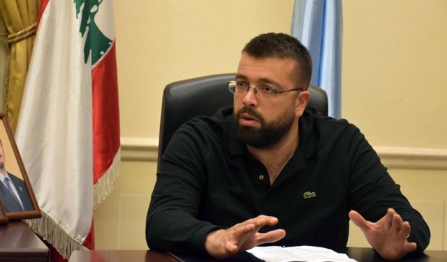 الحريري ينقذ ناشطة من ظلم ميقاتي