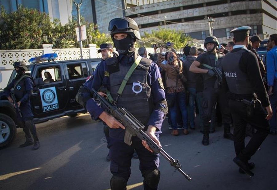مقتل  12 إرهابيا بمداهمتين لشقق في القاهرة والجيزة