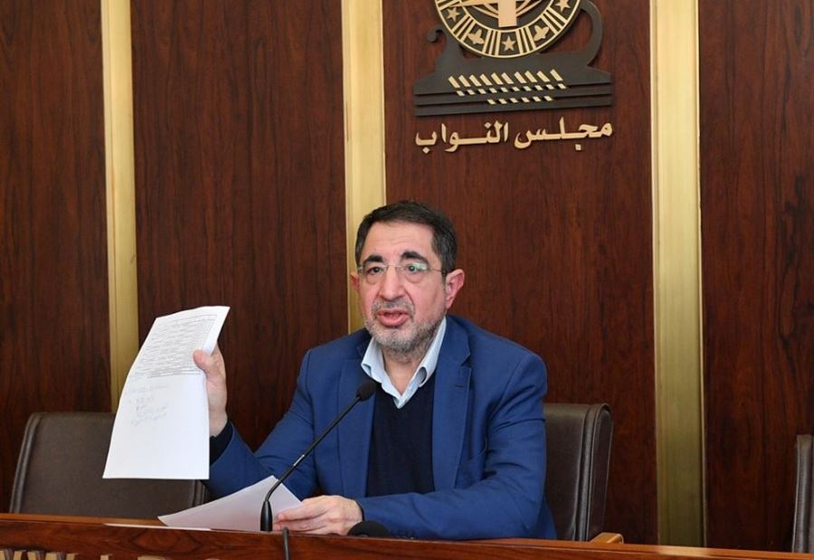 طلبٌ من لجنة الإتصالات الى شقير 