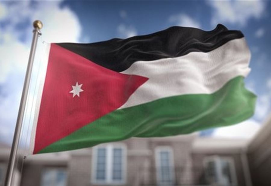 الأردن يوافق على عبور 800 سوري لتوطينهم في دول غربية