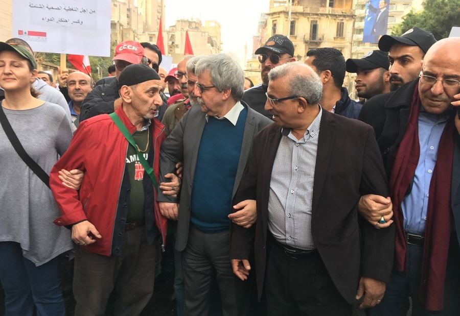 بالصورة: زياد الرحباني في تظاهرة الشيوعي! 