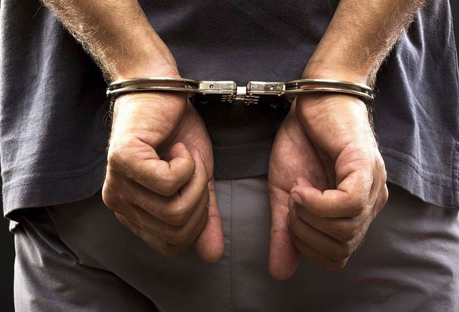 "الشبح" في قبضة شعبة المعلومات... هل وقعتم ضحيّة أعماله؟