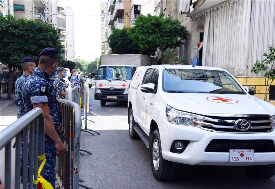 "كورونا" في رأس النبع... الصليب الأحمر ينقلُ 81 "حالة" 