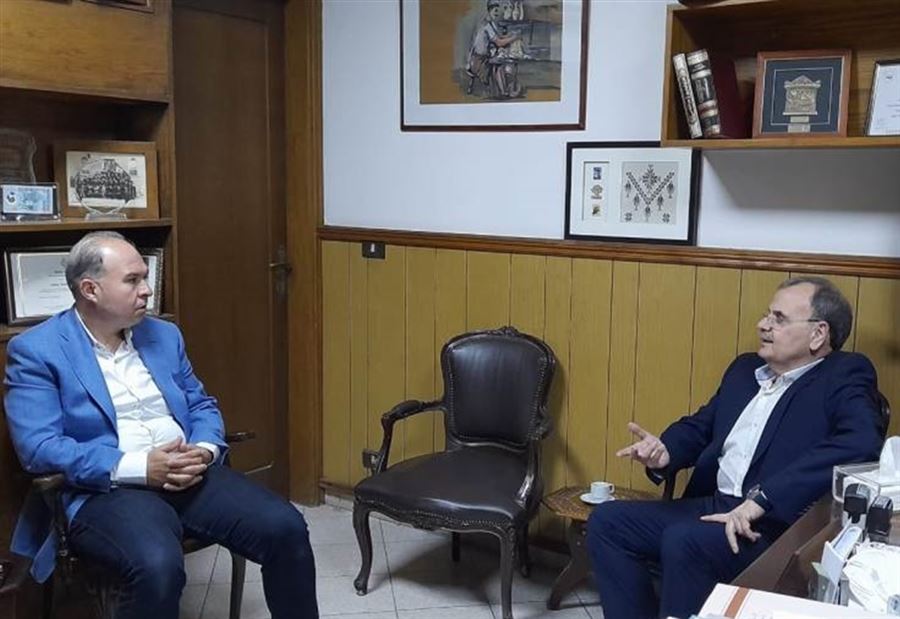 البزري يلتقي خليفة رئيس مركز الضمان الإجتماعي في صيدا
