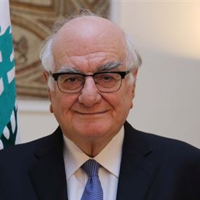 جريج: لإجراء الانتخابات الرئاسية قبل النيابية