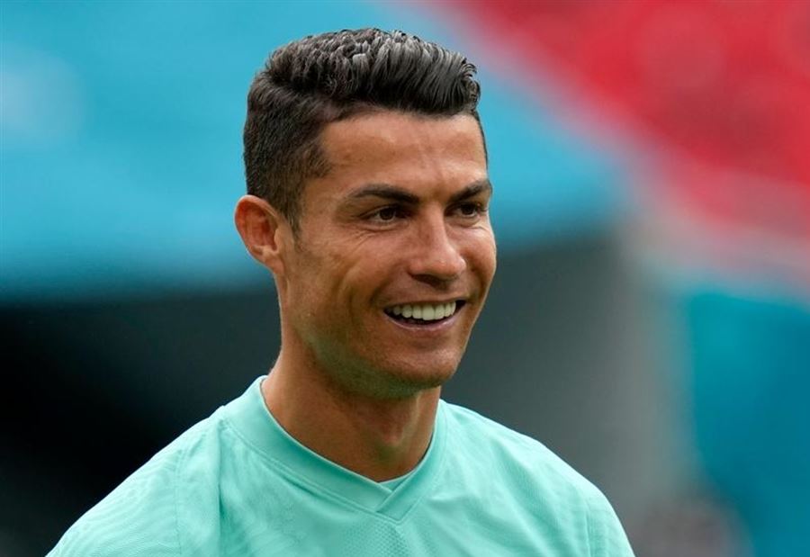 صحيفة تكشُف: أيام تفصل رونالدو عن "النصر السعودي"!