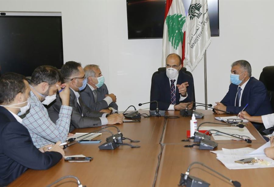 حسن: يتمّ العمل لتأمين لُقاح "كورونا"