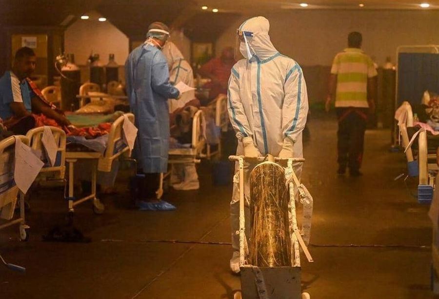 لأوّل مرّة بالتاريخ... دولة تُعاقب من يعود من الهند بالسجن!