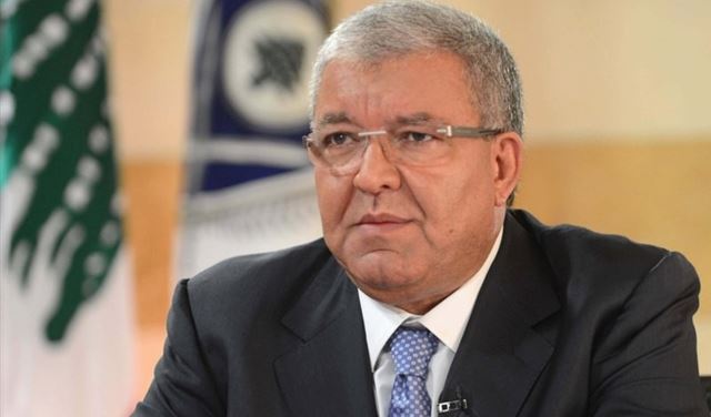 المشنوق يغادر قصر بعبدا قبل تسمية الحريري المشنوق يغادر قصر بعبدا قبل تسمية الحريري
