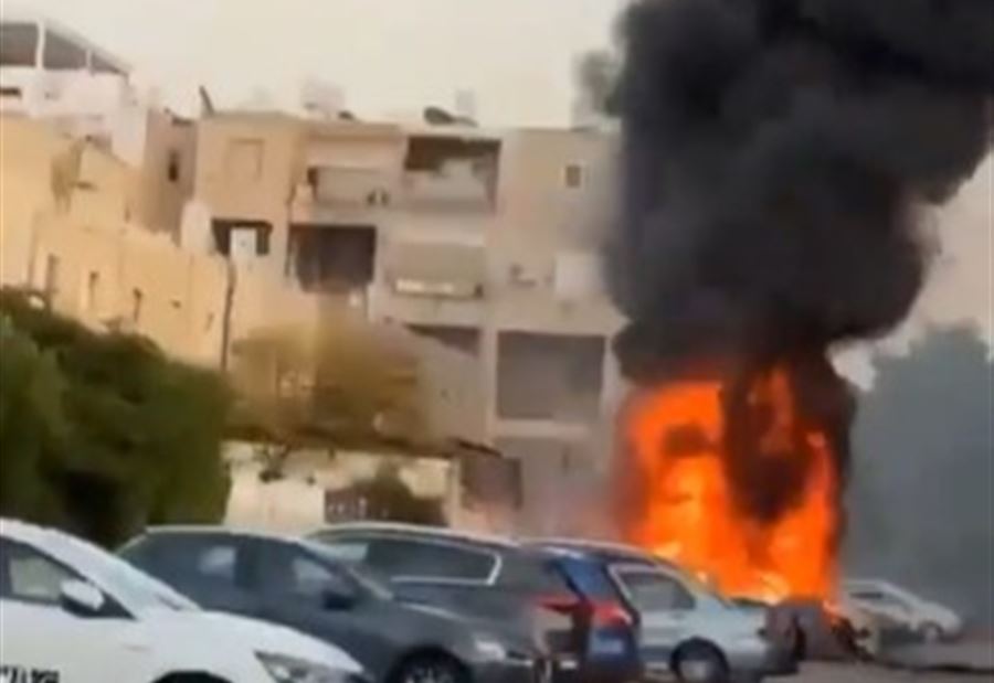 أُطلق من لبنان... بالفيديو: لحظة سقوط صاروخ  في الكريوت!