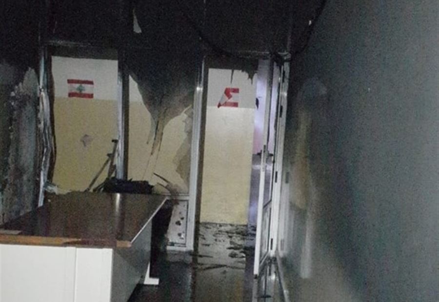 بالصور: حريق داخل متوسطة الهرمل الرسمية