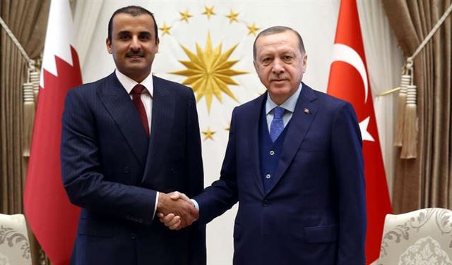 أمير قطر: نقف مع تركيا في مواجهة الإرهاب
