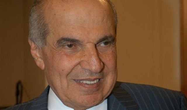 طعمة: جولات نواب اللقاء الديمقراطي اتسمت بالإيجابية طعمة: جولات نواب اللقاء الديمقراطي اتسمت بالإيجابية