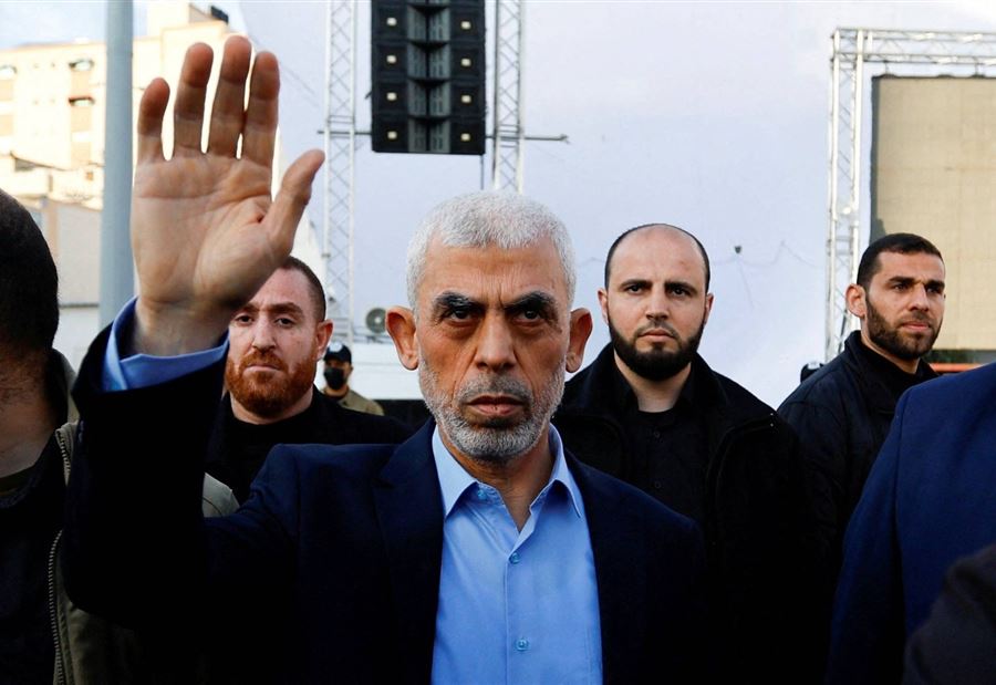 خلافاتٌ مع إيران والقيادات... "وصيّة السنوار" تتضمّن ملف الأسرى!