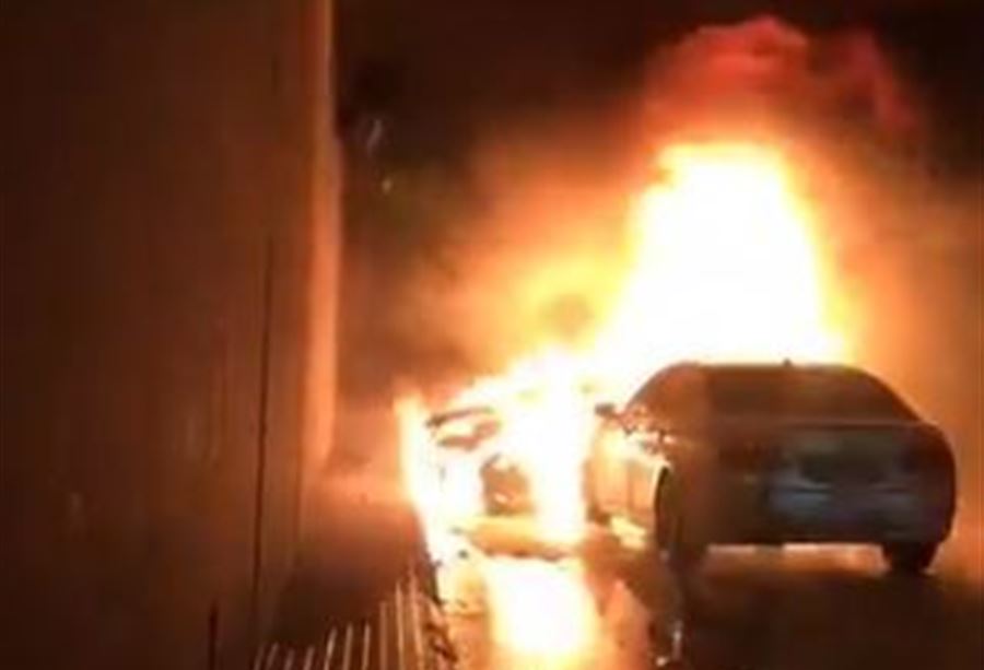 بالفيديو: إندلاع حريق في صهريج وسيارتين داخل نفق المطار بالفيديو: إندلاع حريق في صهريج وسيارتين داخل نفق المطار
