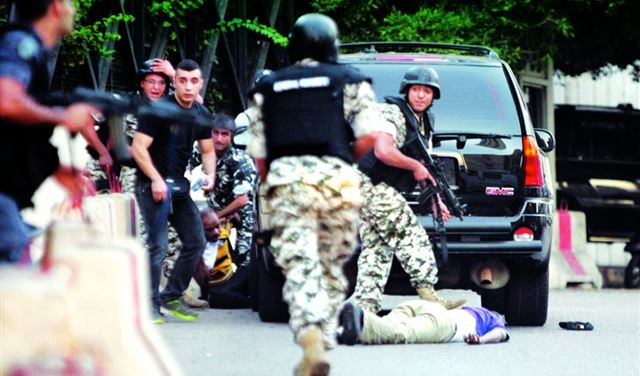 خطط للجهاد من لبنان ولعملية انتحارية في مركز للجيش!