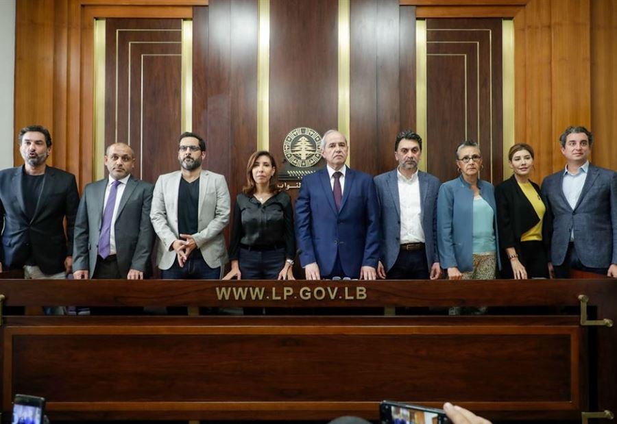 نائب تغييري يمتعض من اعتصام زملائه