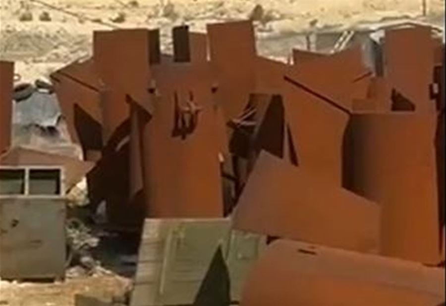 مصنع البراميل المتفجرة: شاهد على سنوات من الرعب في سوريا (فيديو)