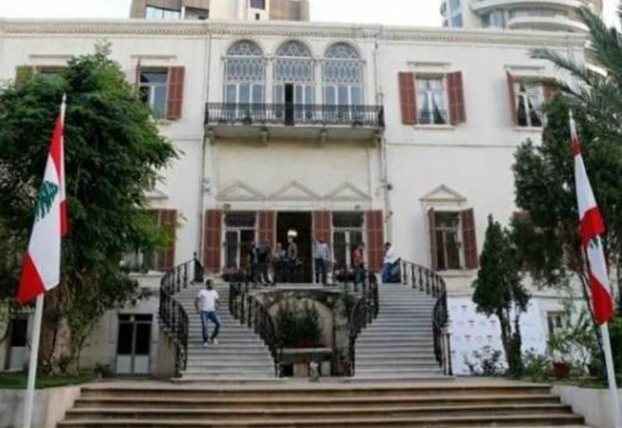 الخارجية: وحدات ليبية اقتحمت السفينة نيفين وأخرجت المهاجرين 