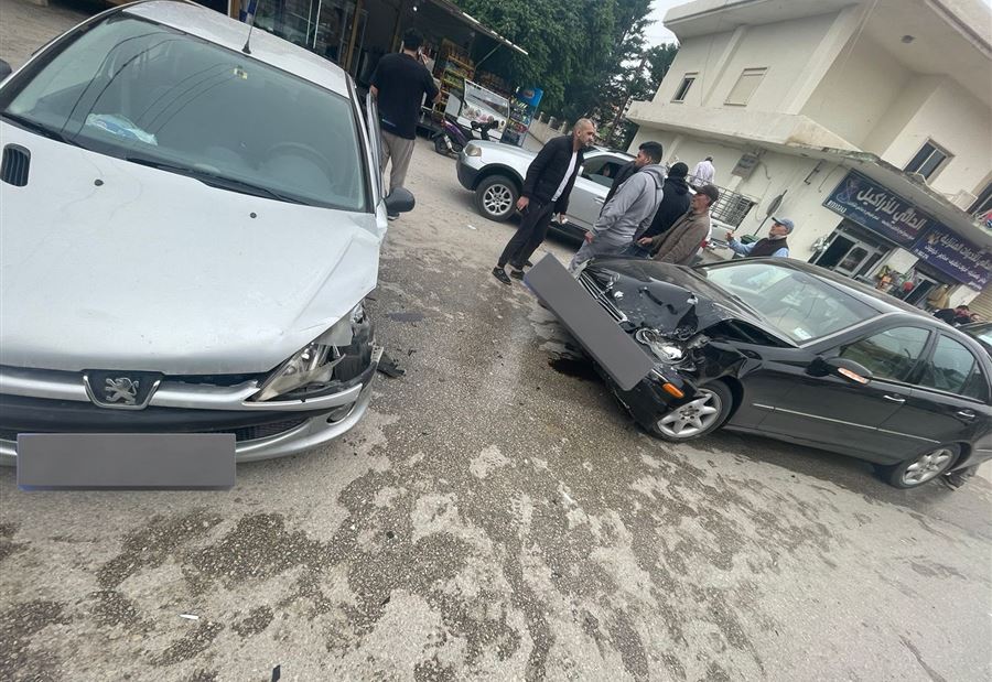 جريح في حادث سير على طريق عام بدنايل