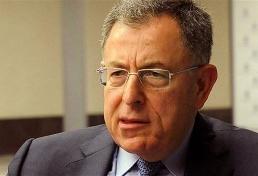 السنيورة من دار الفتوى: لانتخاب رئيس جامع للبنانيين!