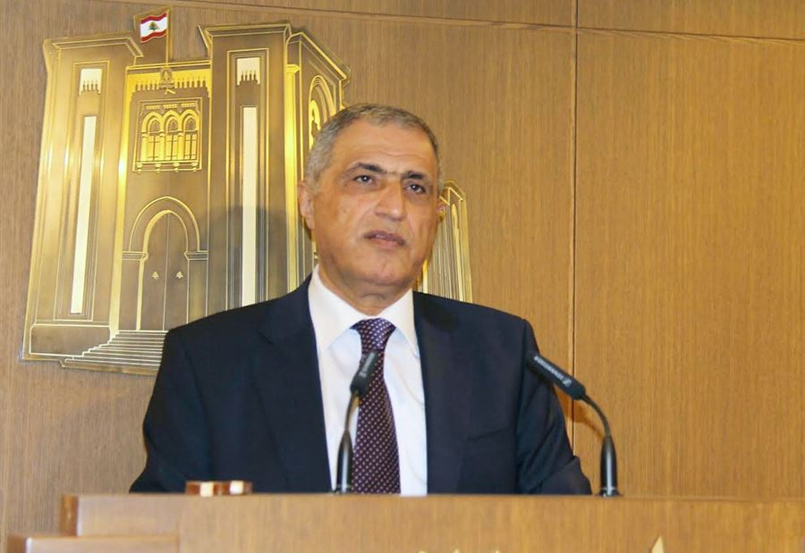 "عدوان همجي"... هاشم يعلّق على استهداف الضاحية