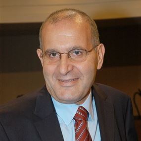 عراجي: للتنازل والمساهمة في تسهيل التشكيل عراجي: للتنازل والمساهمة في تسهيل التشكيل