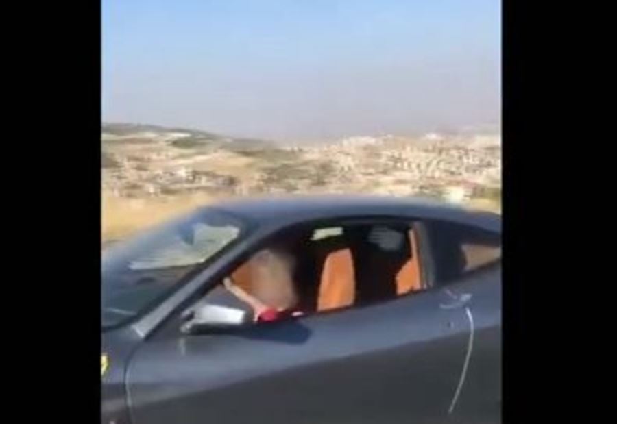 اليكم ما حصل مع فتى الـ "ferrari" 