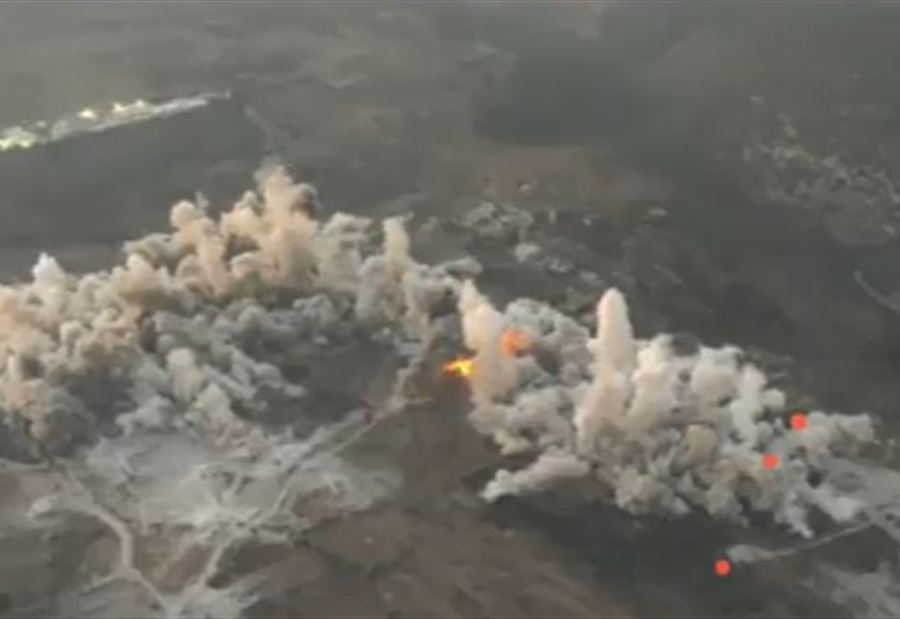 بلدة الضهيرة تحت وطأة التفجيرات الاسرائيلية (فيديو) بلدة الضهيرة تحت وطأة التفجيرات الاسرائيلية (فيديو)