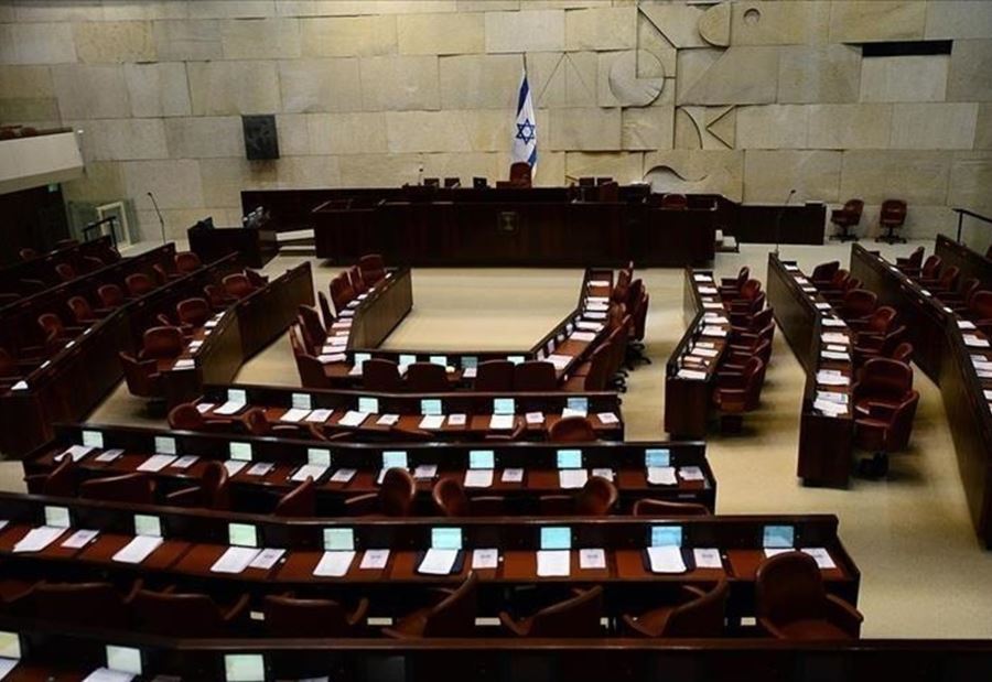 إستقالة مسؤول إسرائيلي على الهواء 