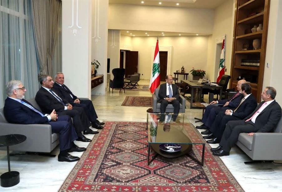 "اللقاء التشاوري" من بعبدا: الحريري هو الذي يسكر الطريق