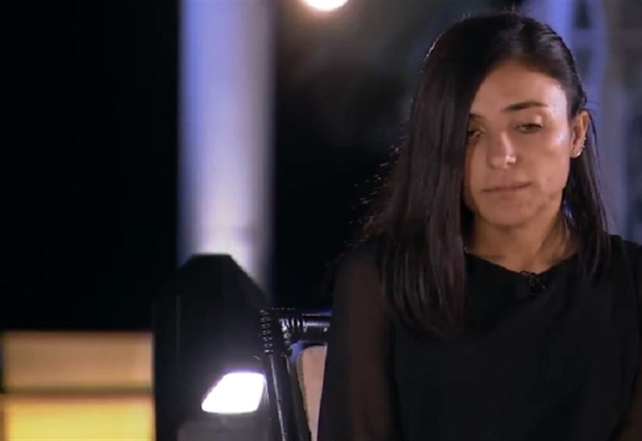 بالفيديو: ايزيدية محررة تفضح جريمة شنيعة ارتكبها طبيب "داعشي" بالفيديو: ايزيدية محررة تفضح جريمة شنيعة ارتكبها طبيب "داعشي"