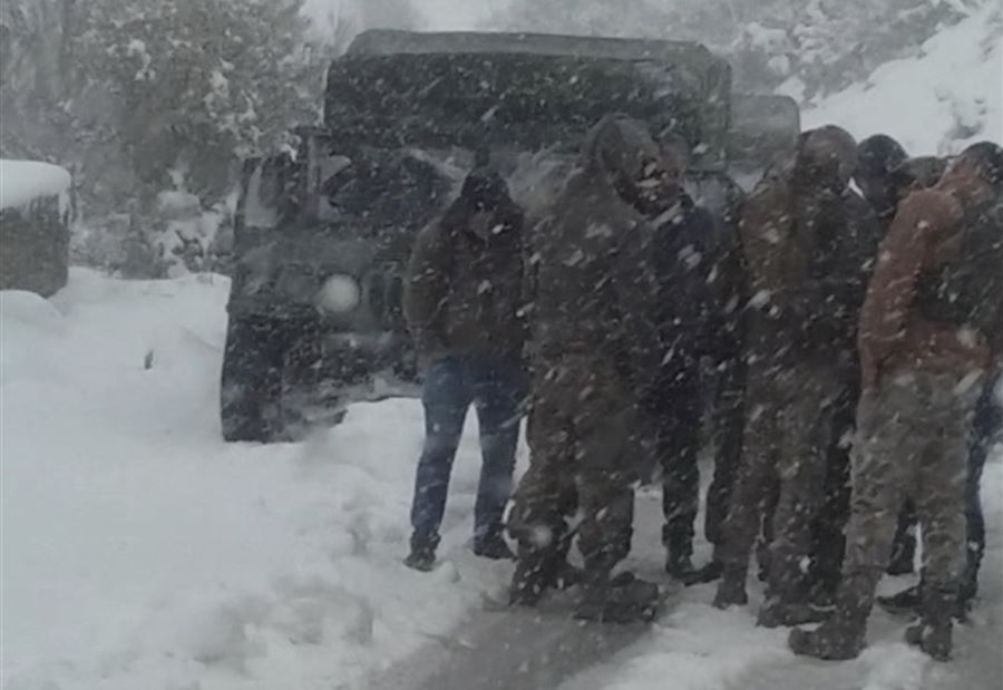 حوصروا في الثلوج لساعات..والجيش تمكّن من إنقاذهم
