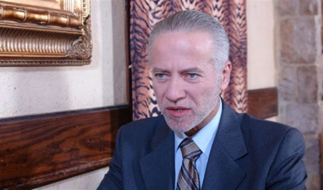 فادي إبراهيم… ضعيف أمام زوجته