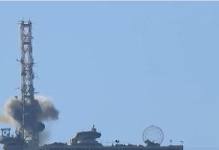 بالفيديو: حزب الله يستهدف أجهزة "تجسسية" في الرادار! بالفيديو: حزب الله يستهدف أجهزة "تجسسية" في الرادار!