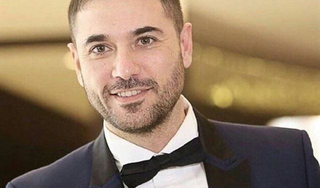 بعد النفخ والحقن صورة صادمة لأحمد عز بعد النفخ والحقن صورة صادمة لأحمد عز