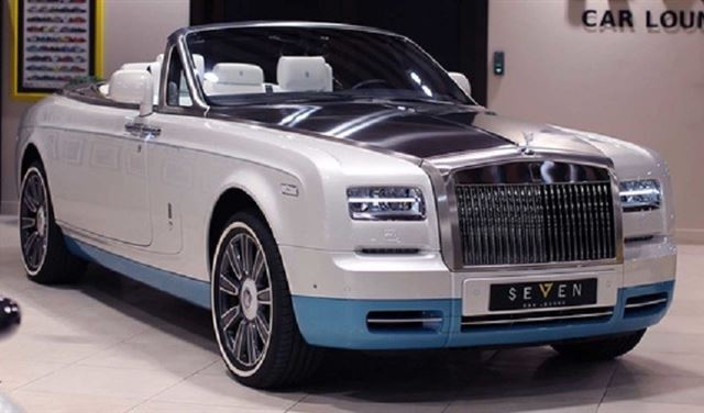 رولز رويس تودع آخر سيارة "فانتوم"