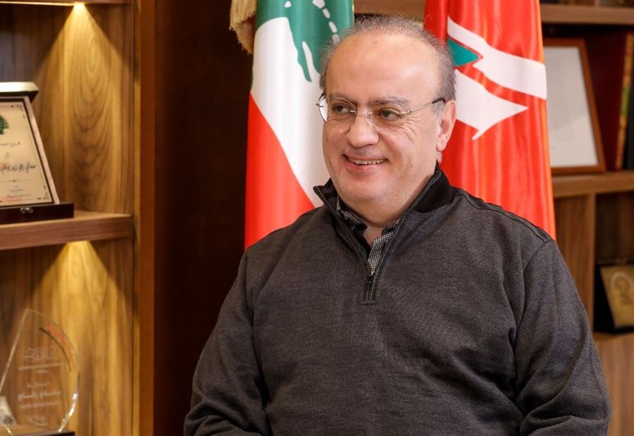 تغريدةٌ "لافتة" من وهاب: "بالحقيقة كلكن مثليين"!