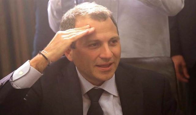 "باسيل يجرّ لبنان الى مأزق" "باسيل يجرّ لبنان الى مأزق"