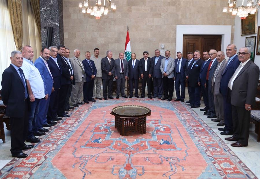 اتحادات النقل البري تعلن تجميد كل التحركات اتحادات النقل البري تعلن تجميد كل التحركات