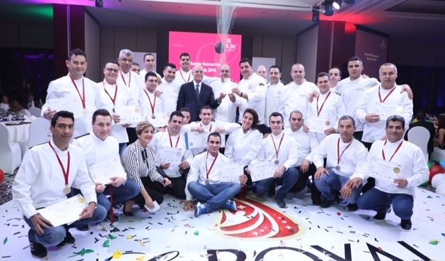 بالصور: فندق الرويال يشكر موظفيه في حفل ضخم  بالصور: فندق الرويال يشكر موظفيه في حفل ضخم