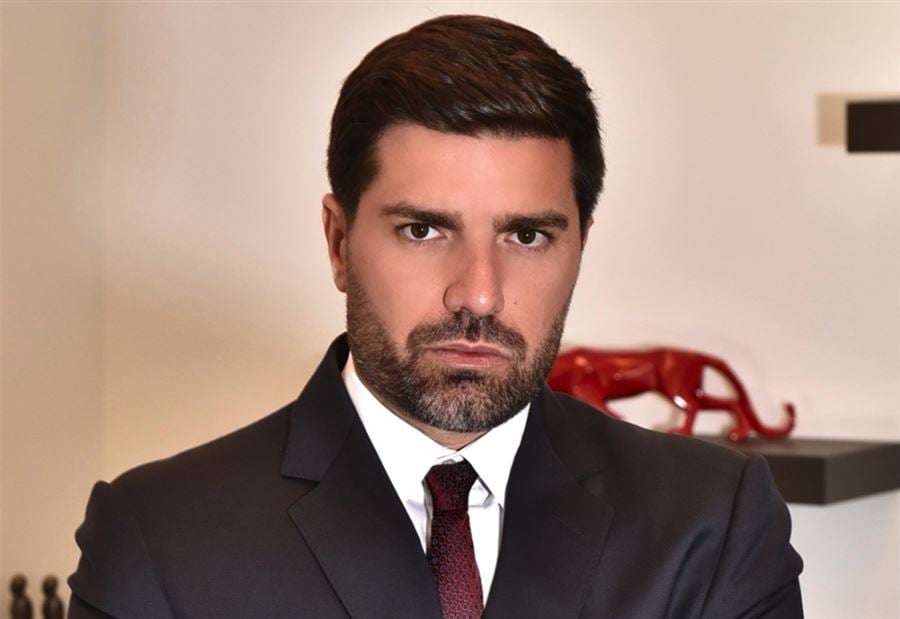 "تشابه أسماء"... لا علاقة للخبير حسن حريري بفرار داني الرشيد!