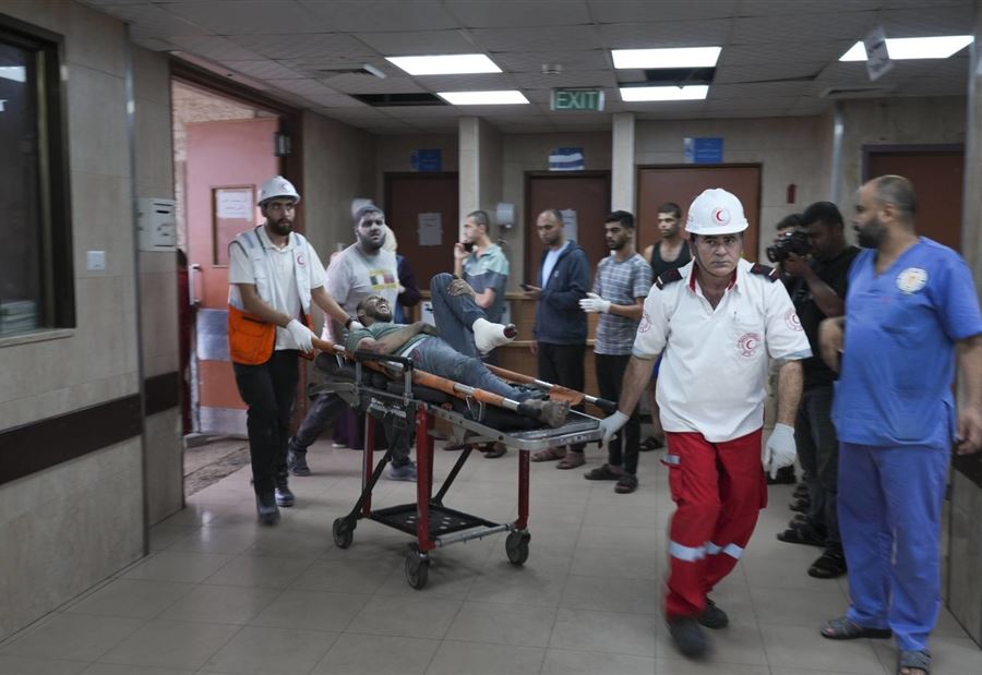 "تزن 450 كيلوغراماً"... اسرائيل تسقط قنبلة على طاقم طبي بريطاني في غزة! "تزن 450 كيلوغراماً"... اسرائيل تسقط قنبلة على طاقم طبي بريطاني في غزة!