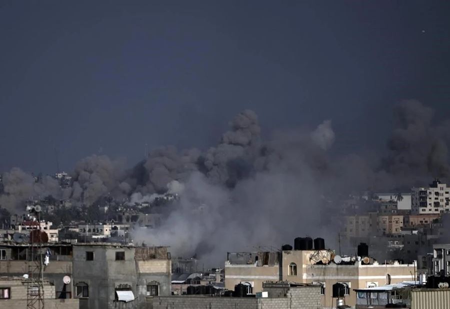 بينهم دولة عربية... بيان مشترك من دول التحالف بشأن الضربات ضد الحوثيين بينهم دولة عربية... بيان مشترك من دول التحالف بشأن الضربات ضد الحوثيين